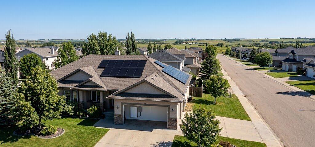Solar Installation in Blackfalds: The Definitive Guide to Clean Energy and Self-Generation in Central Alberta